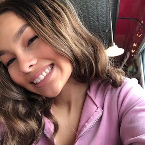 Meet your Posher, Makayla